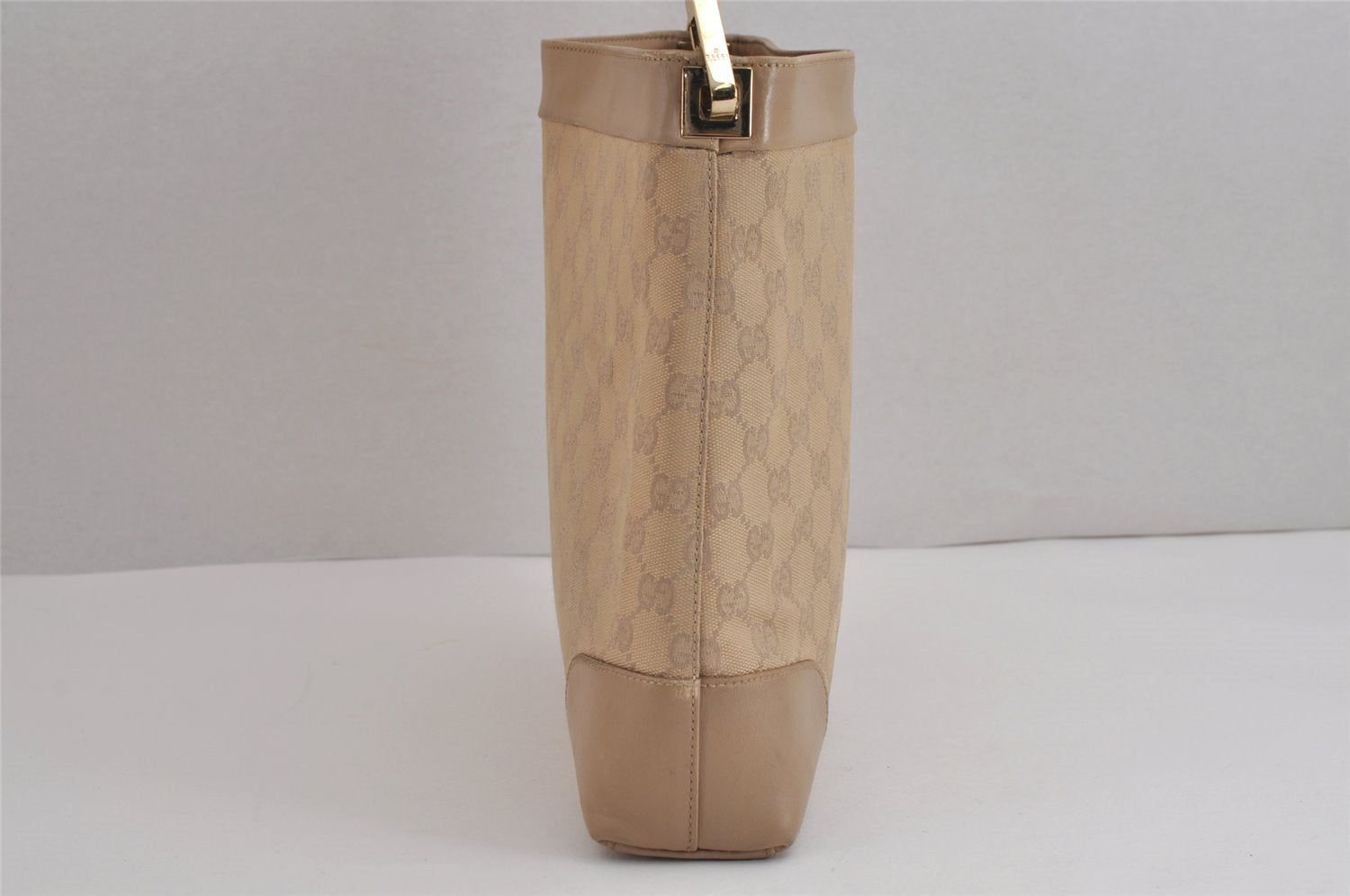 Authentic GUCCI Vintage Shoulder Bag Purse GG Canvas Leather 33900 Beige 5565J