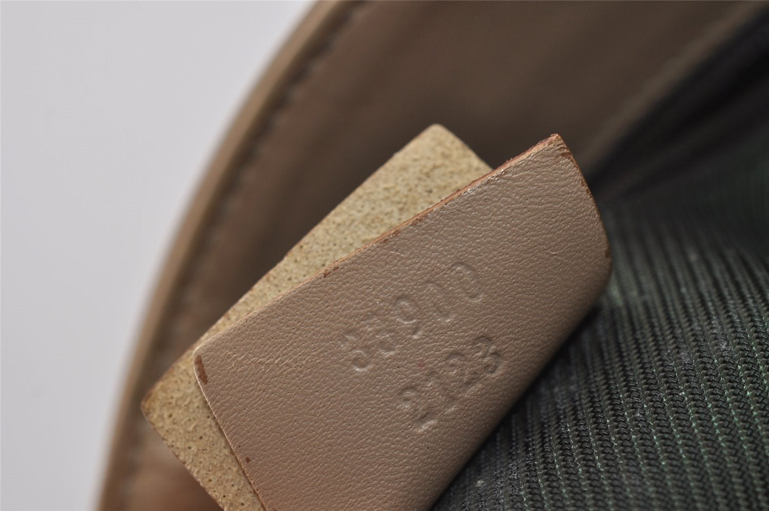 Authentic GUCCI Vintage Shoulder Bag Purse GG Canvas Leather 33900 Beige 5565J