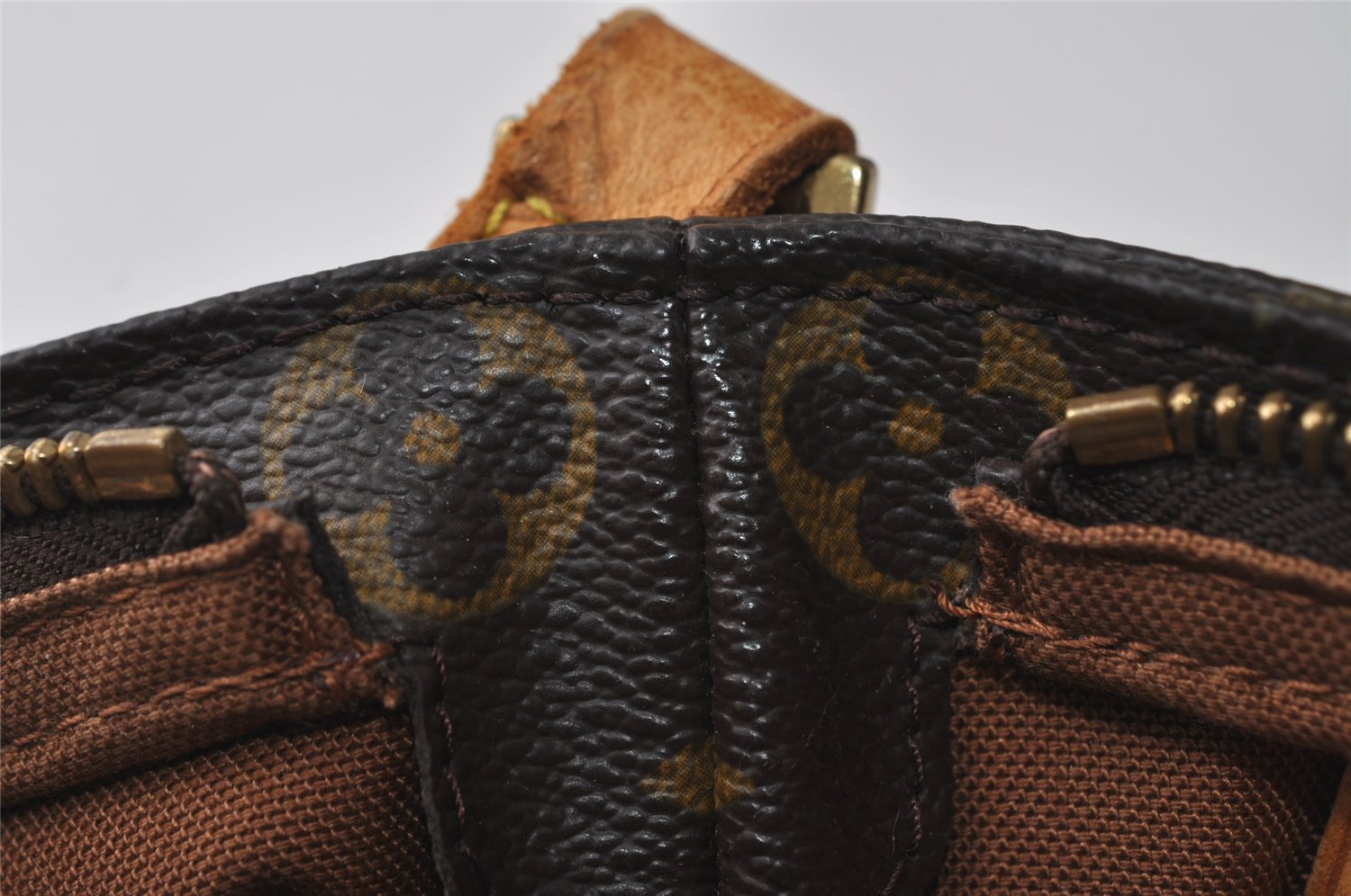 Authentic Louis Vuitton Monogram Trotteur Shoulder Cross Bag M51240 Junk 5572I