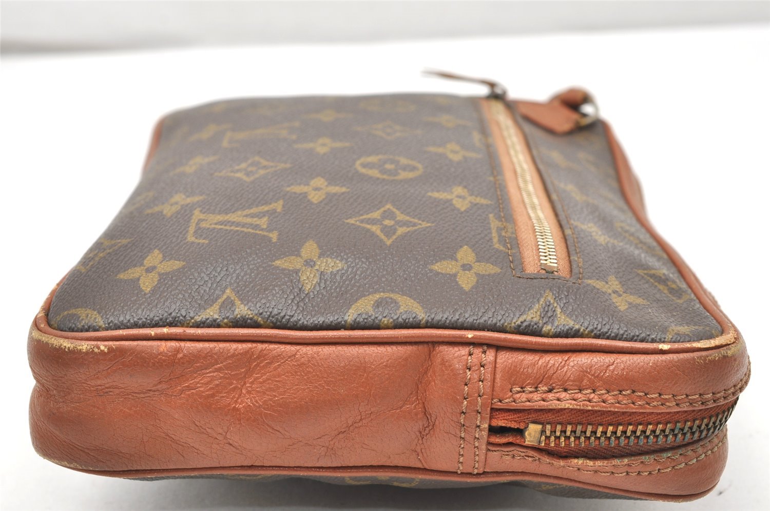 Authentic Louis Vuitton Monogram Pochette Sport Clutch Hand Bag Old Model 5572K