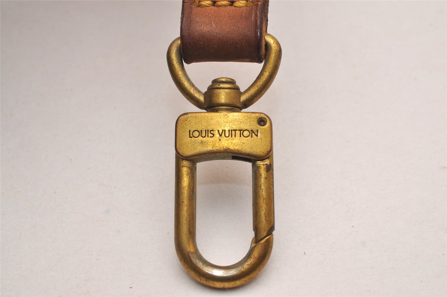 Authentic Louis Vuitton Leather Shoulder Strap Beige 50.8