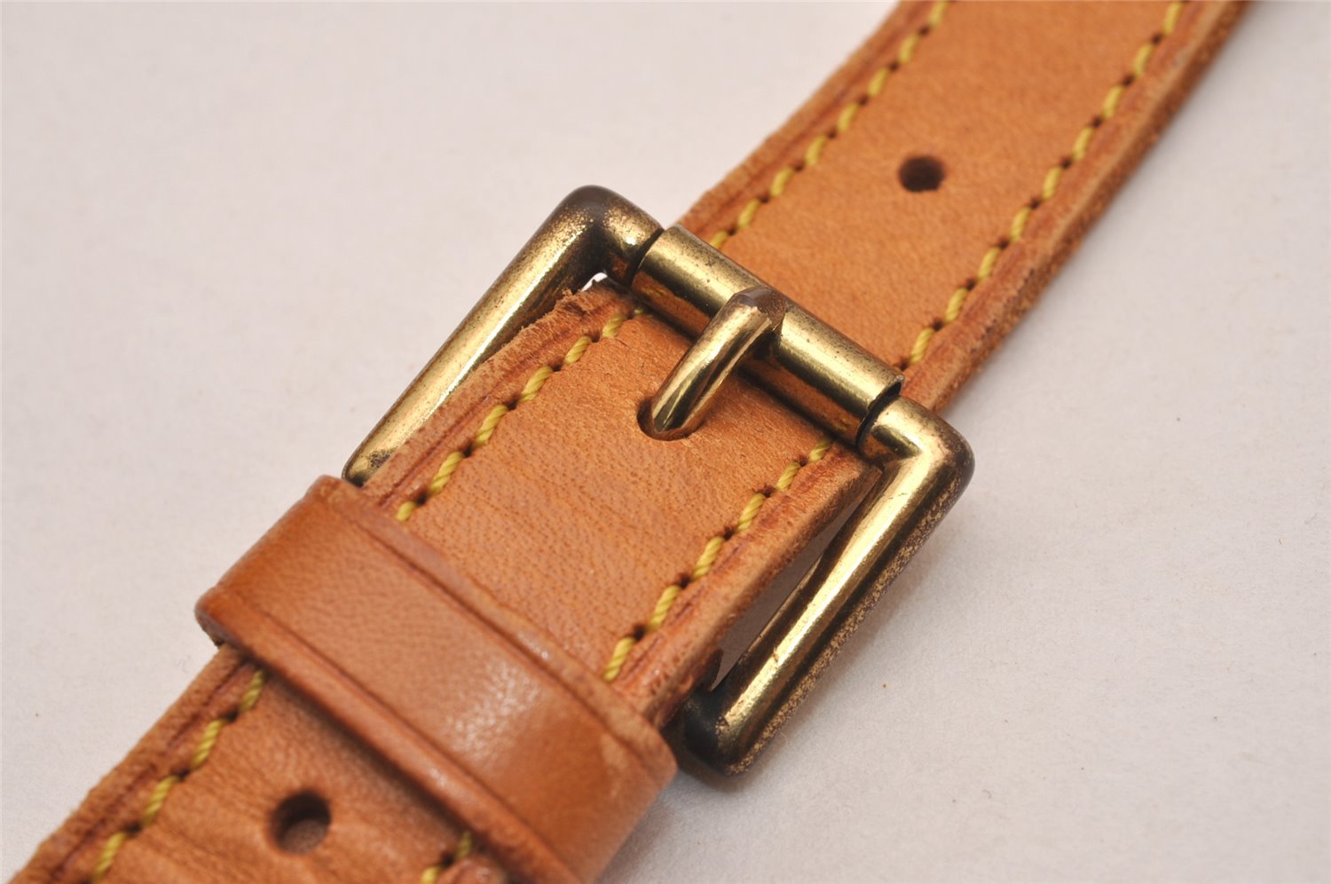 Authentic Louis Vuitton Leather Shoulder Strap Beige 34.3-41.3