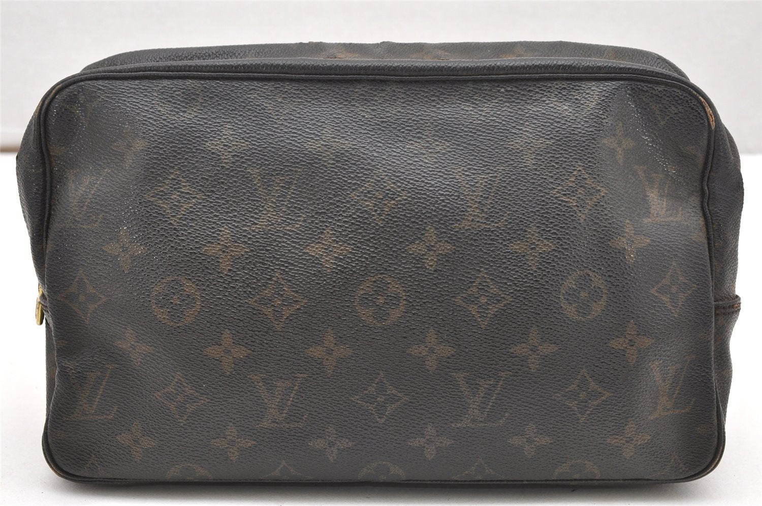 Auth Louis Vuitton Monogram Trousse Toilette 28 Clutch Hand Bag M47522 LV 5579K