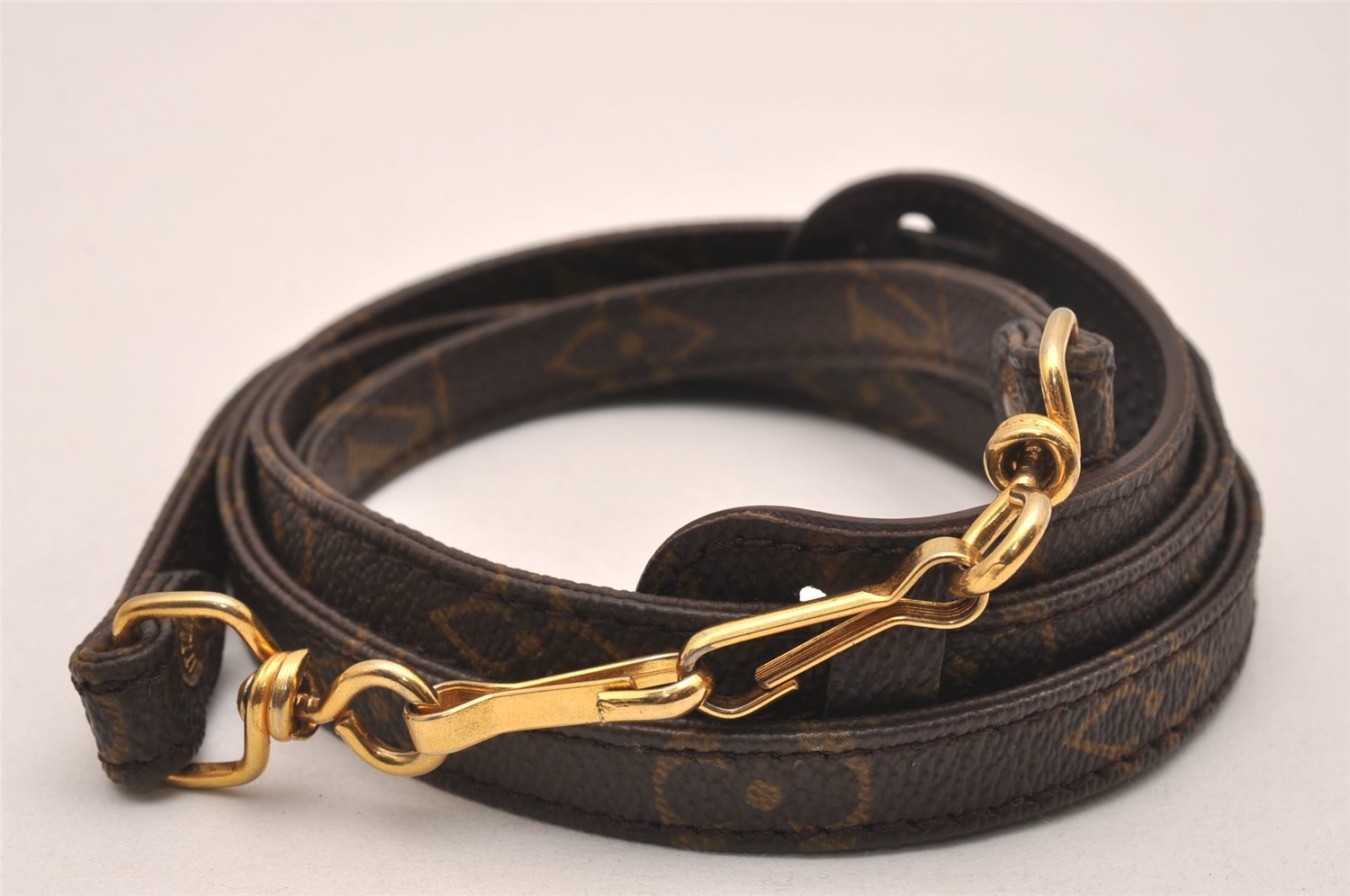 Authentic Louis Vuitton Monogram Shoulder Strap Old Model 50.4