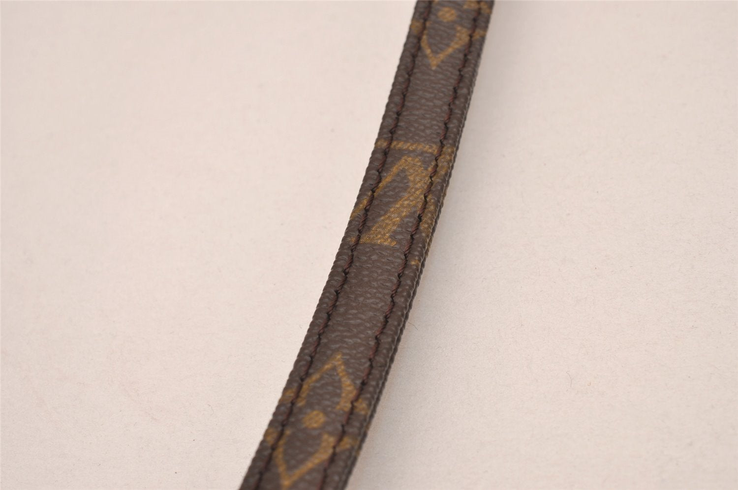 Authentic Louis Vuitton Monogram Shoulder Strap Old Model 50.4