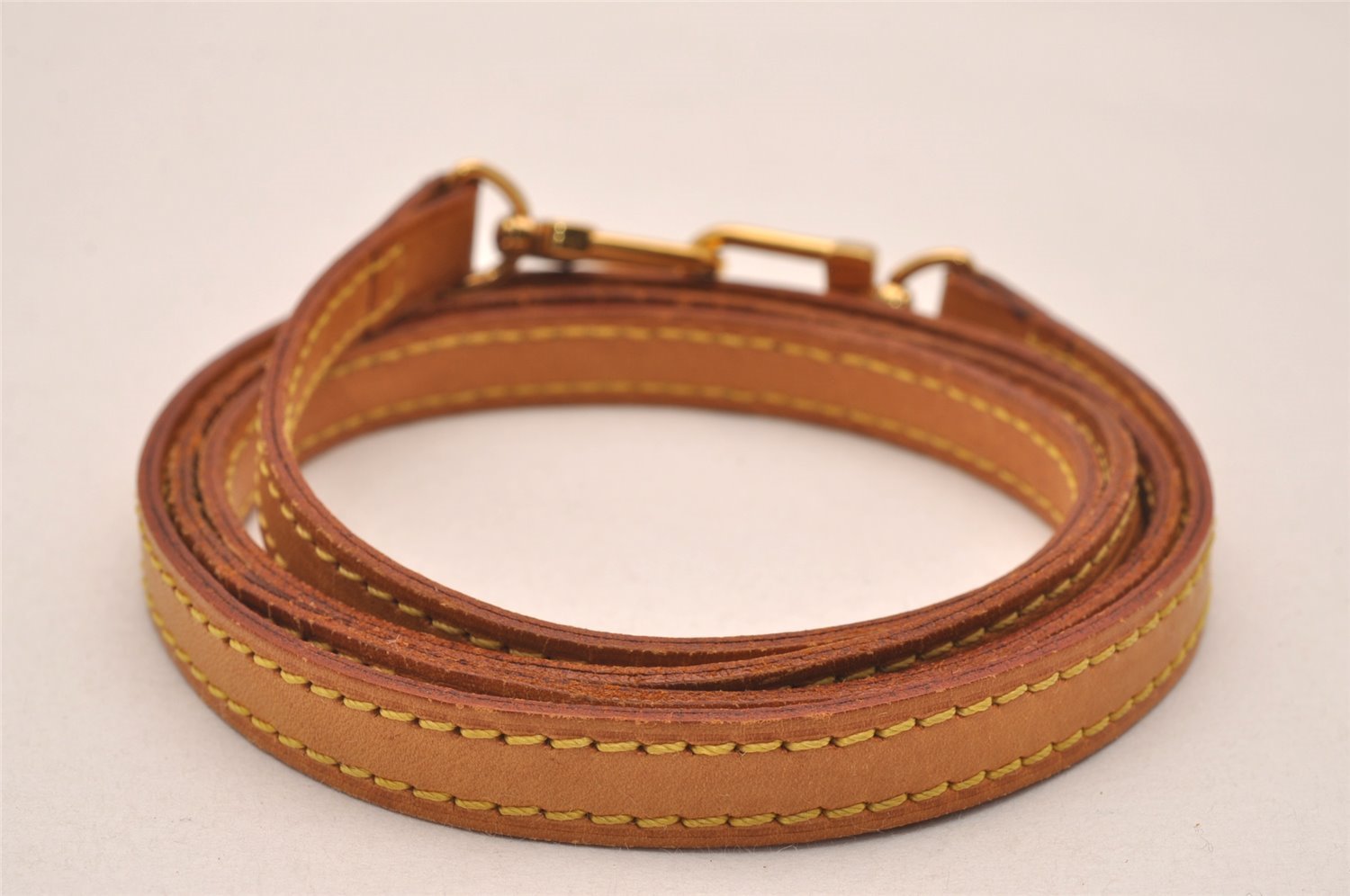 Authentic Louis Vuitton Leather Shoulder Strap Beige 48