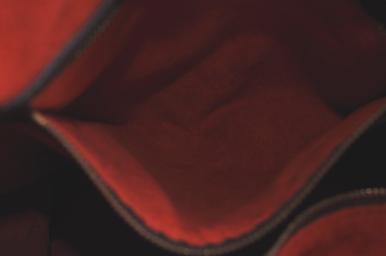 Authentic Louis Vuitton Damier Marais Bucket Shoulder Tote Bag N42240 LV 5586I