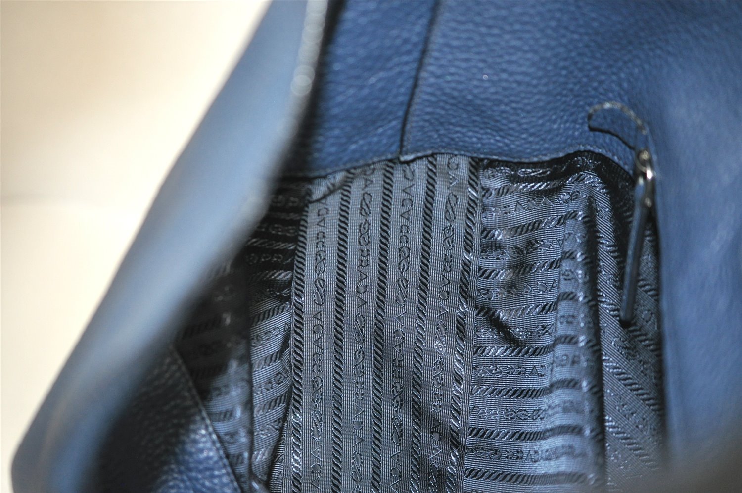 Authentic PRADA Vintage Leather Shoulder Tote Bag Navy Blue 5591J
