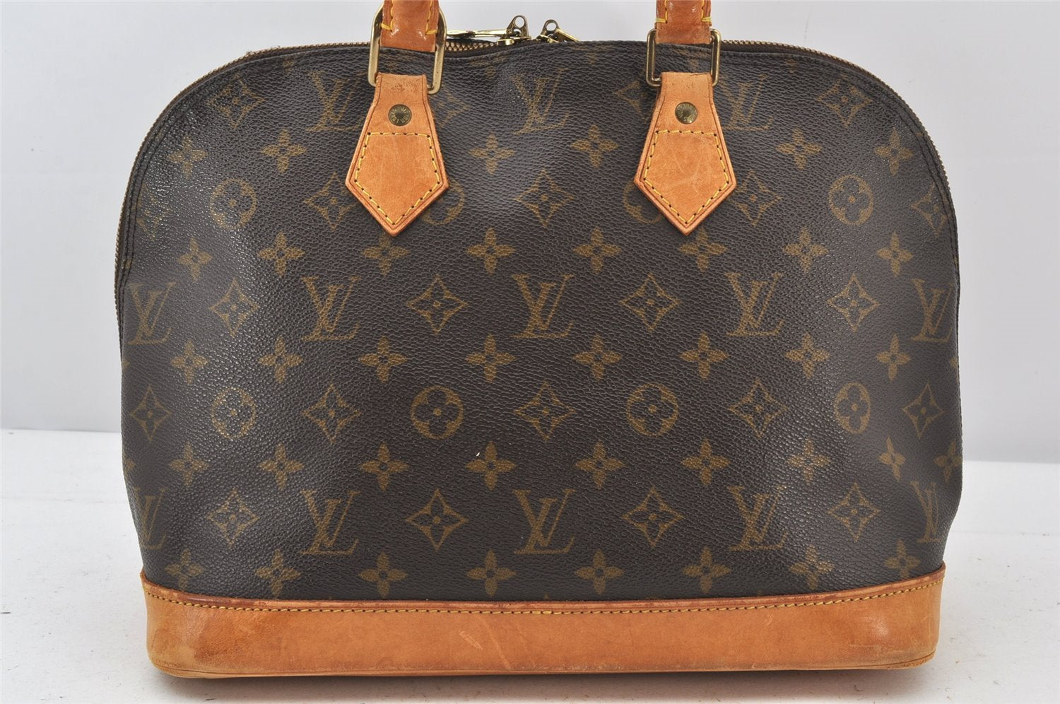 Authentic Louis Vuitton Monogram Alma Hand Bag Purse M51130 LV Junk 5596K