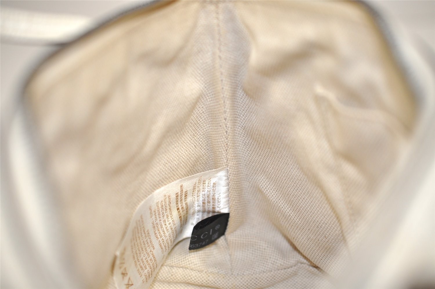 Authentic GUCCI Children's SOHO Leather Tote Hand Bag Purse 340618 White 5606J