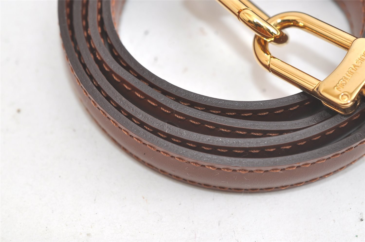 Authentic Louis Vuitton Leather Shoulder Strap Brown 40.6-47.4