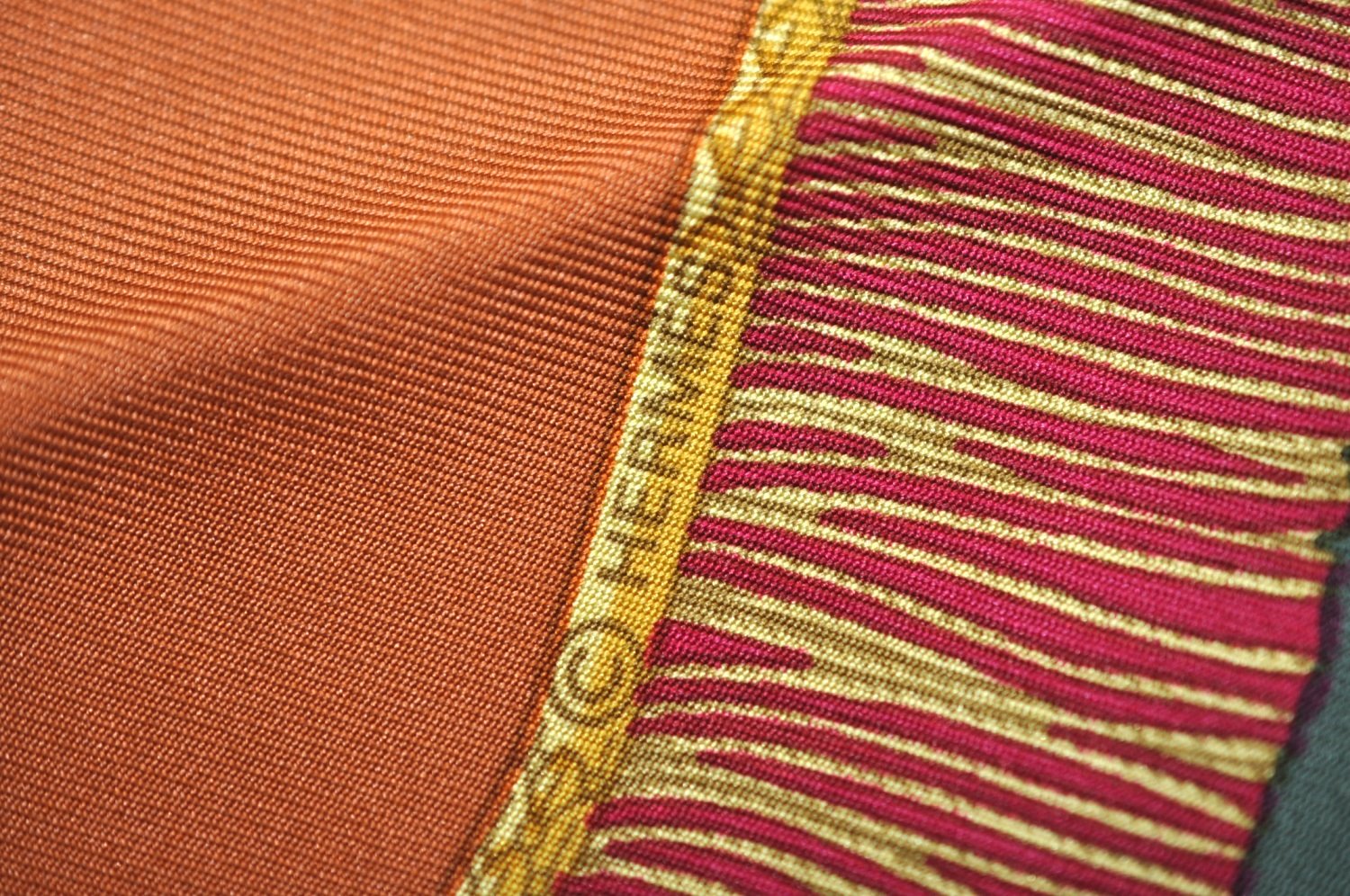 Authentic HERMES Carre 90 Scarf 