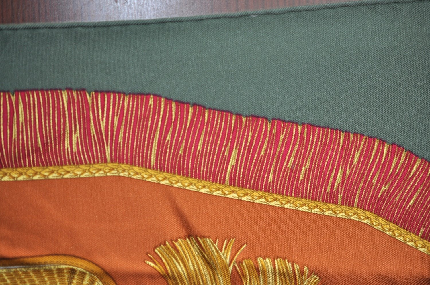 Authentic HERMES Carre 90 Scarf 