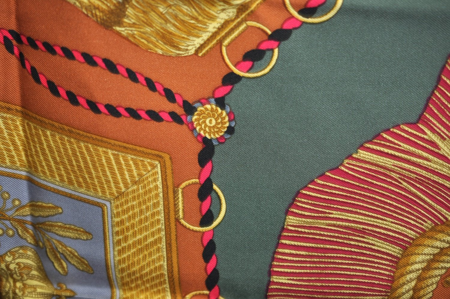 Authentic HERMES Carre 90 Scarf 