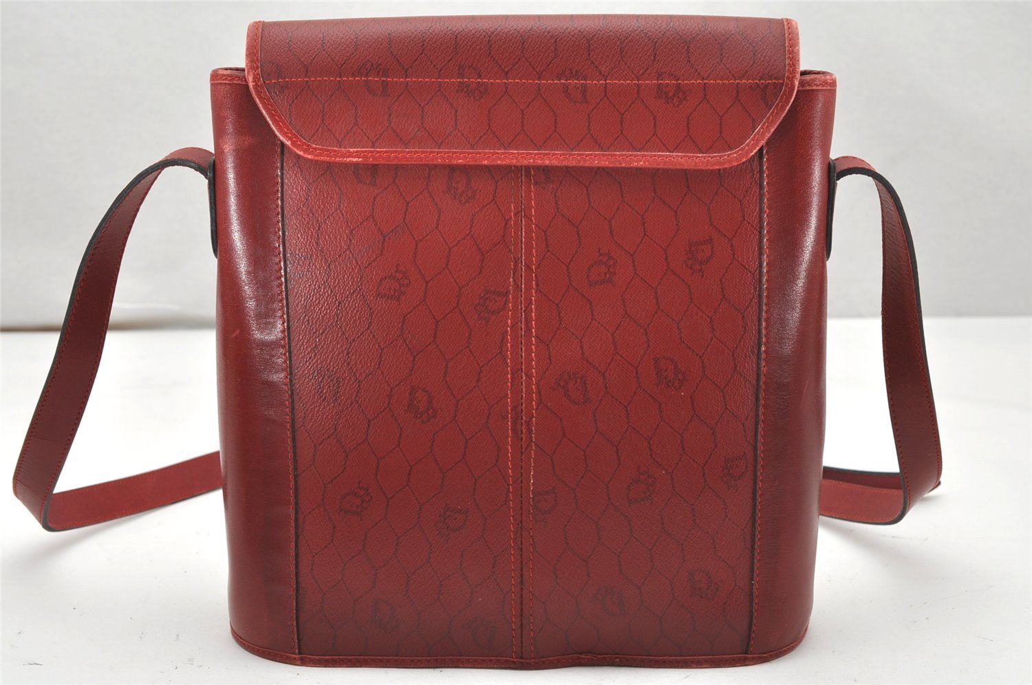 Authentic Christian Dior Honeycomb Shoulder Cross Bag PVC Leather Red 5612K
