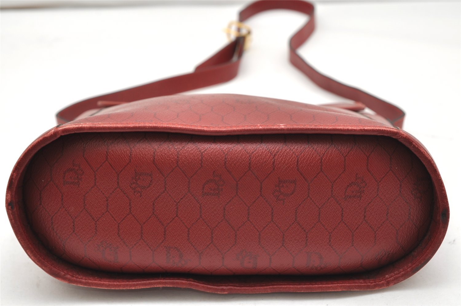 Authentic Christian Dior Honeycomb Shoulder Cross Bag PVC Leather Red 5612K