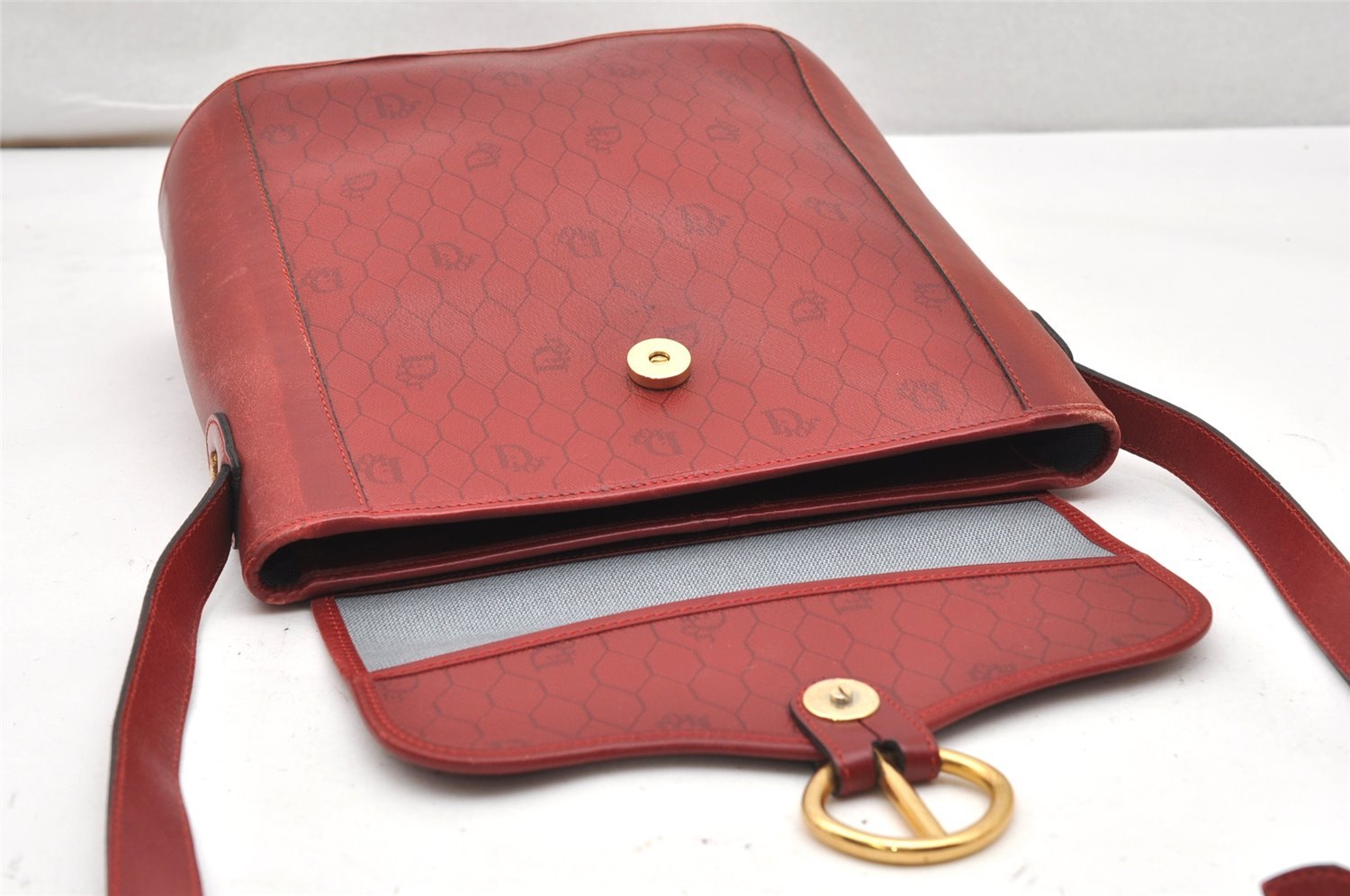 Authentic Christian Dior Honeycomb Shoulder Cross Bag PVC Leather Red 5612K