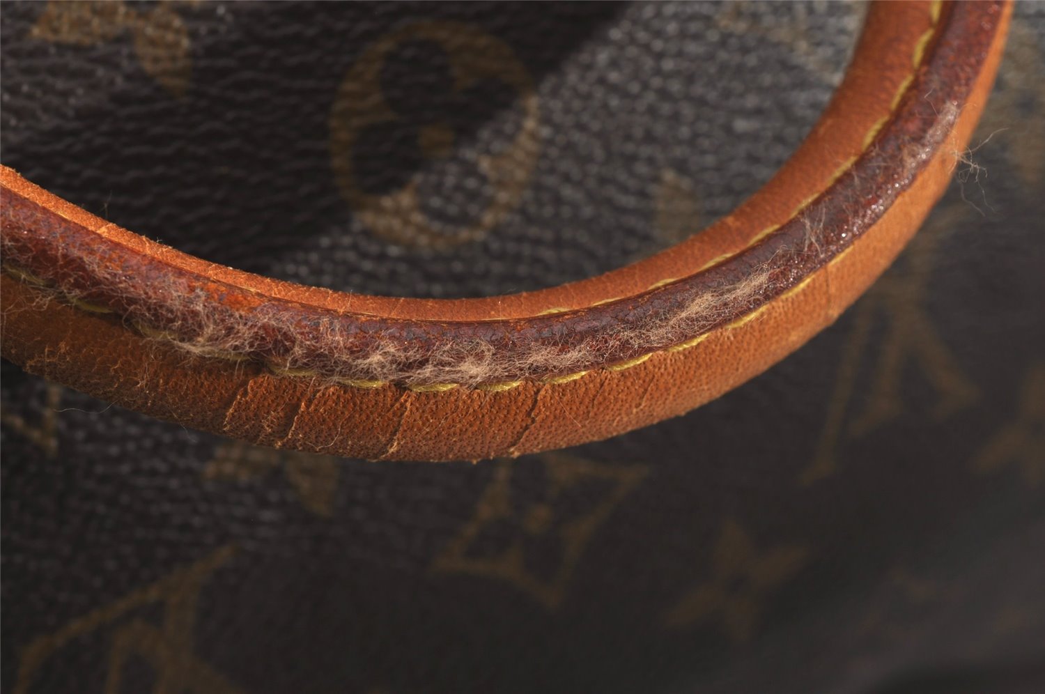 Authentic Louis Vuitton Monogram Speedy 30 Hand Boston Bag M41526 LV 5619J