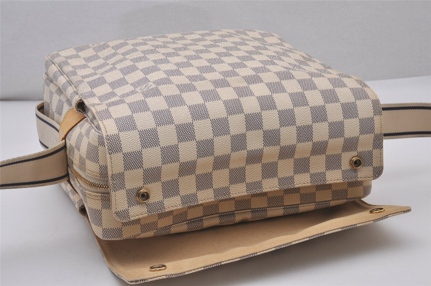 Authentic Louis Vuitton Damier Azur Naviglio Shoulder Cross Bag N51189 LV 5620I