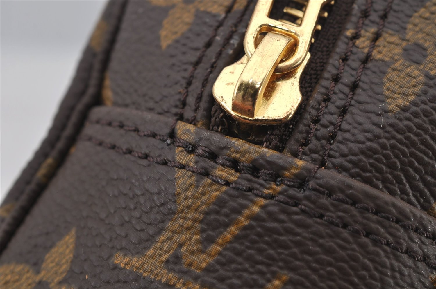 Auth Louis Vuitton Monogram Trousse Toilette 23 Clutch Bag M47524 LV Junk 5621J