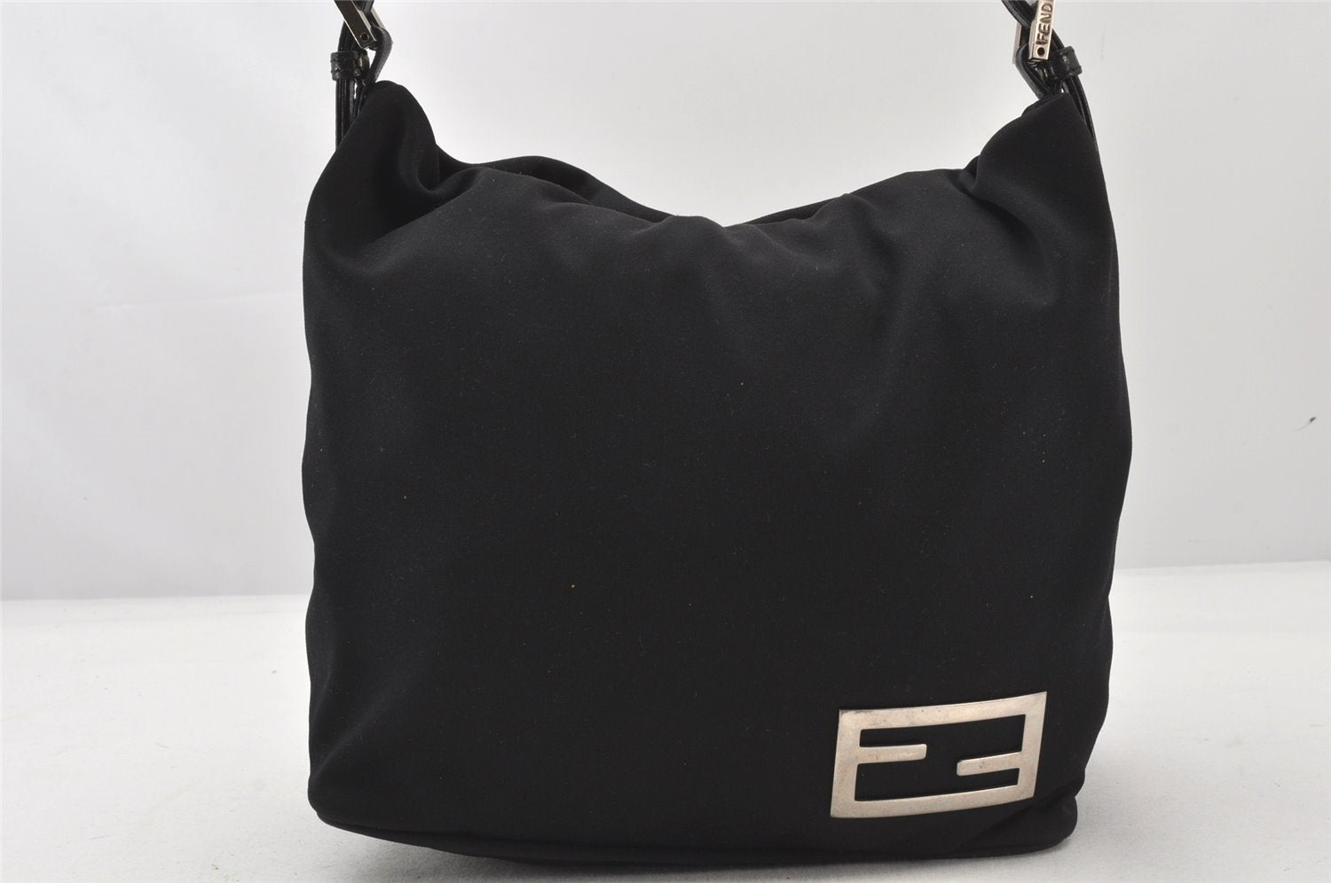 Authentic FENDI Vintage Shoulder Hand Bag Purse Jersey Leather Black Junk 5623K