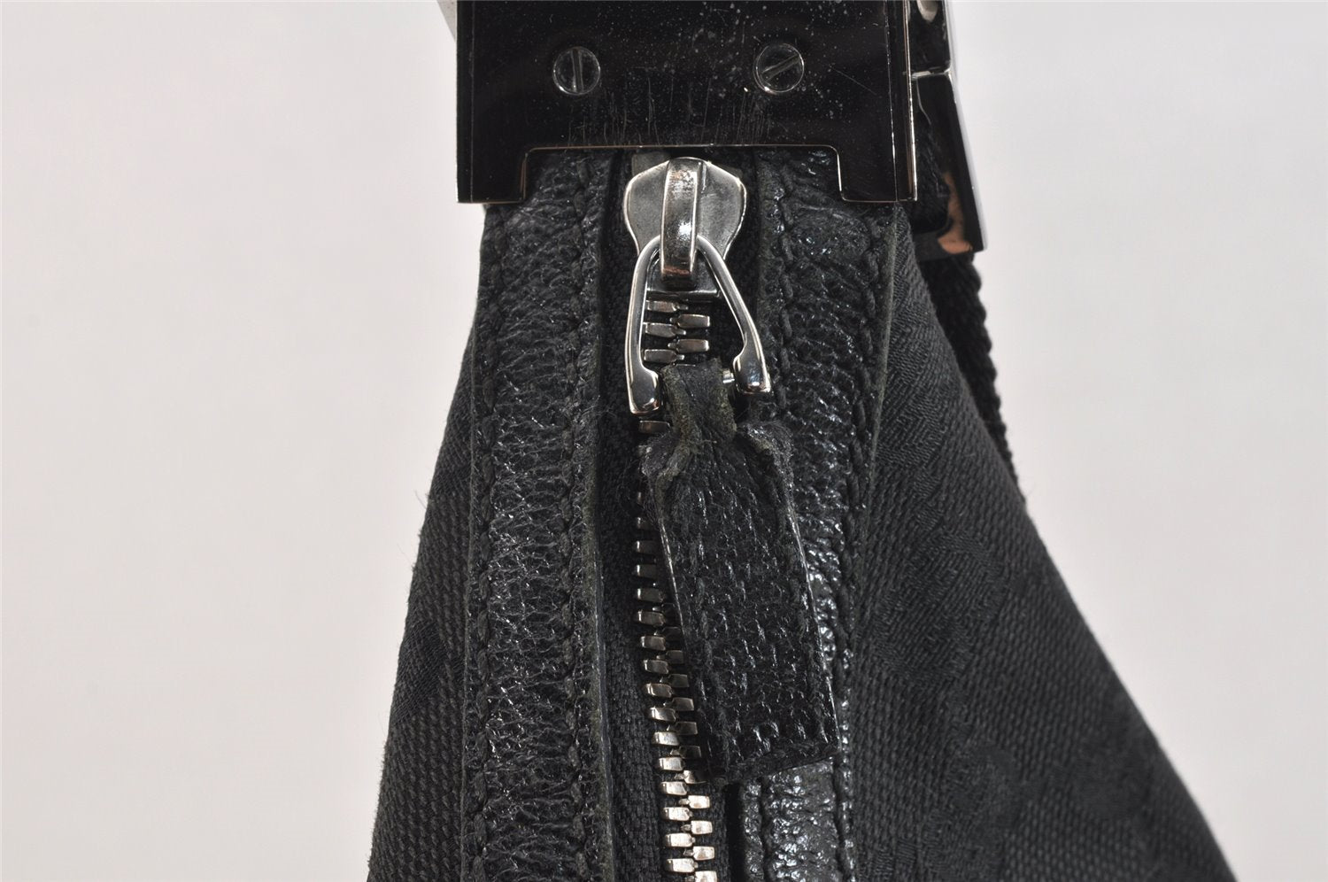 Authentic GUCCI Shoulder Cross Body Bag GG Canvas Leather 122790 Black 5624K