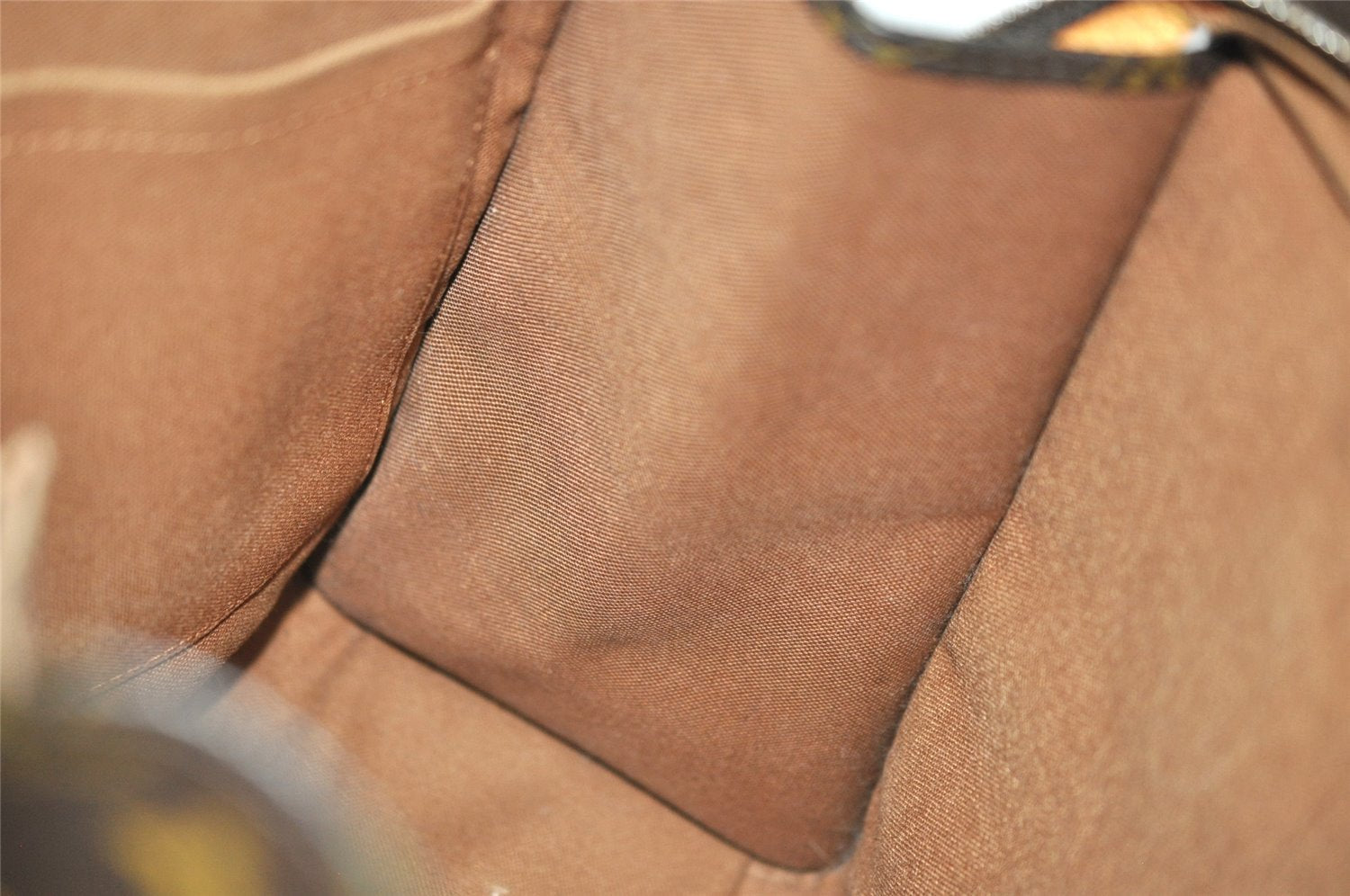 Authentic Louis Vuitton Monogram Popincourt Haut Shoulder Bag M40007 LV 5625I