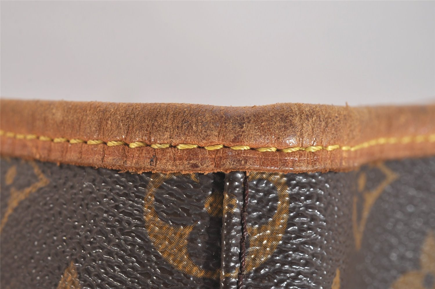 Authentic Louis Vuitton Monogram Bucket GM Shoulder Tote Bag M42236 Junk 5625J