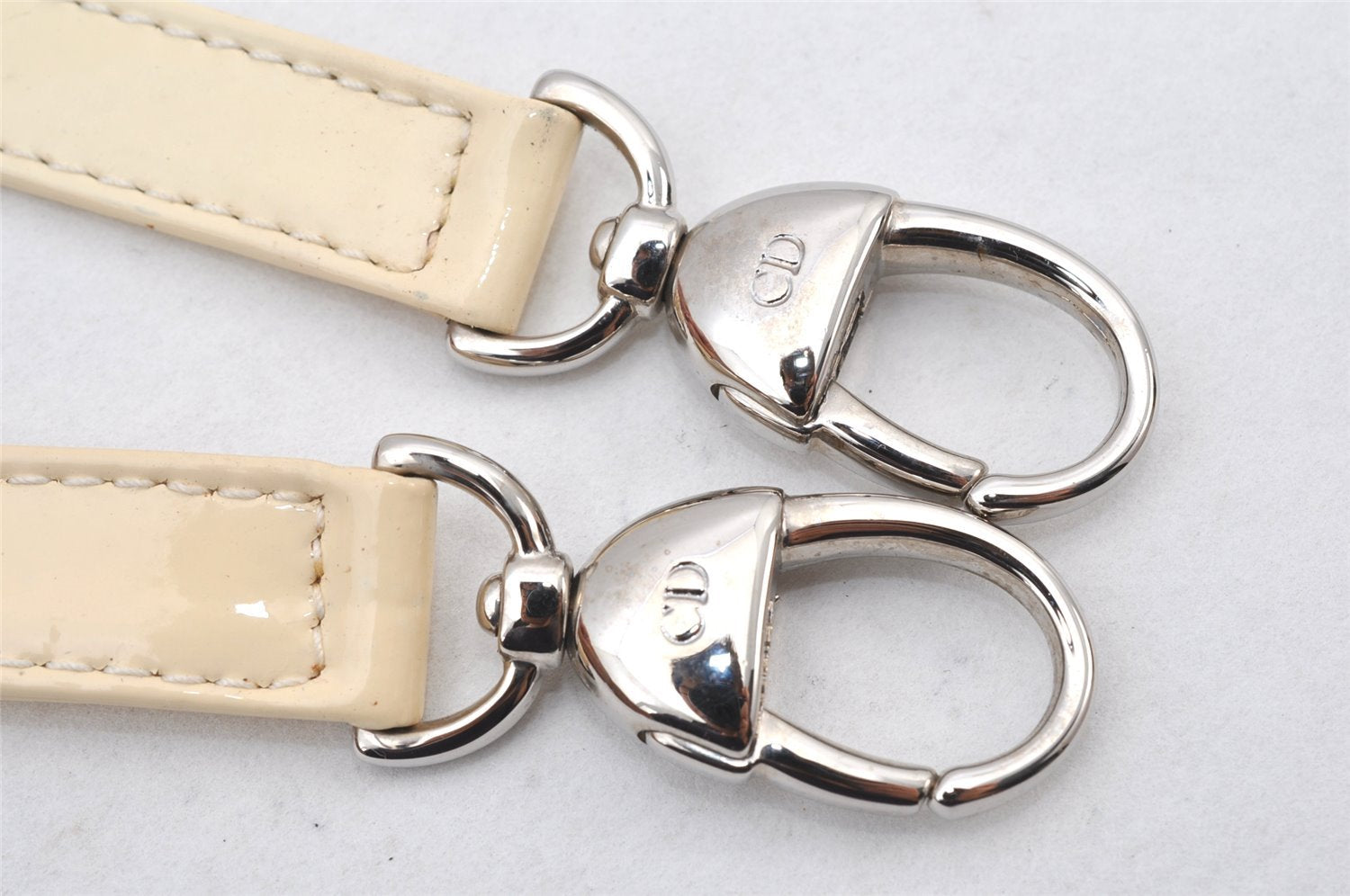 Authentic Christian Dior Enamel Shoulder Strap White 35.6