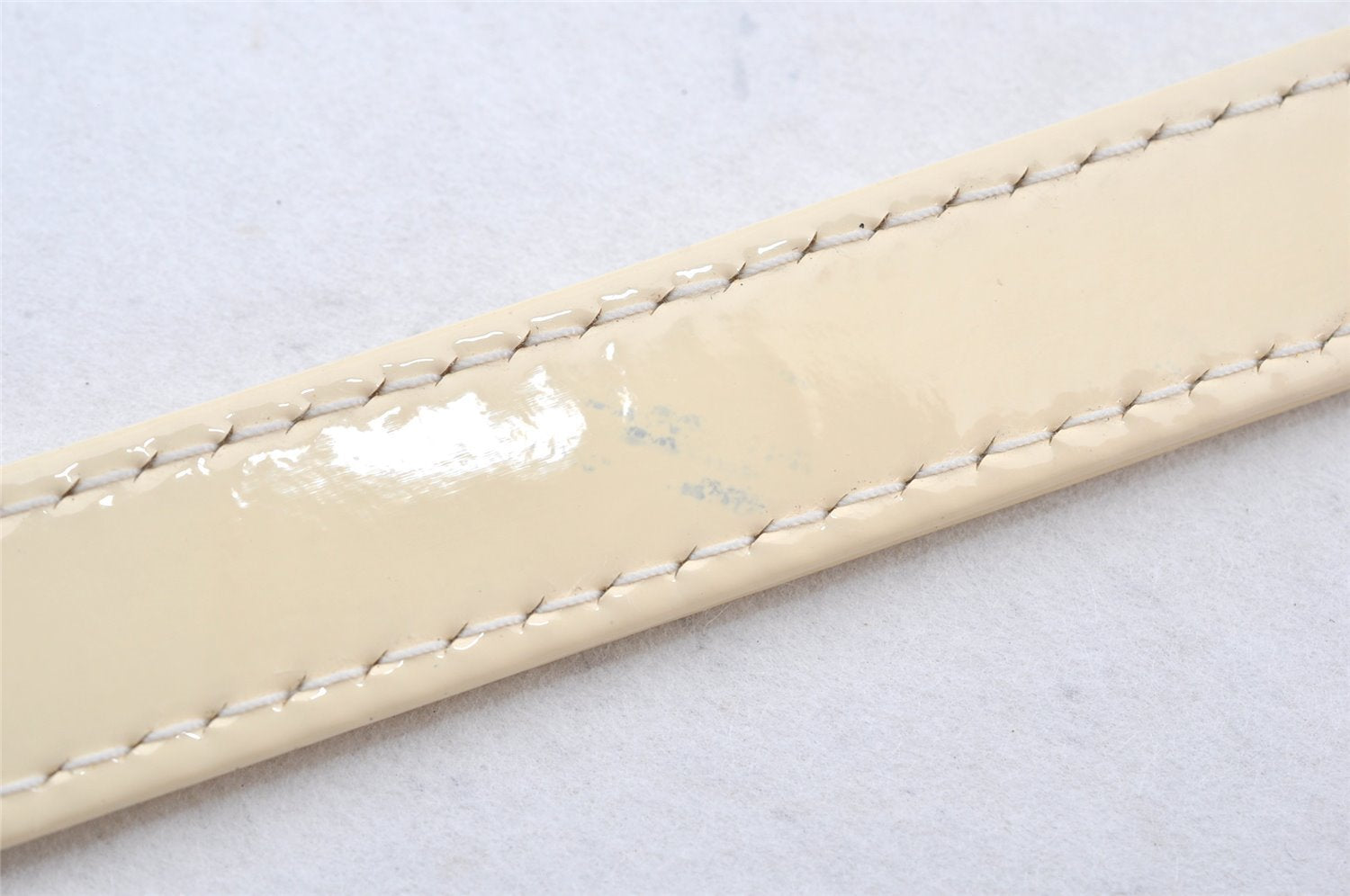 Authentic Christian Dior Enamel Shoulder Strap White 35.6