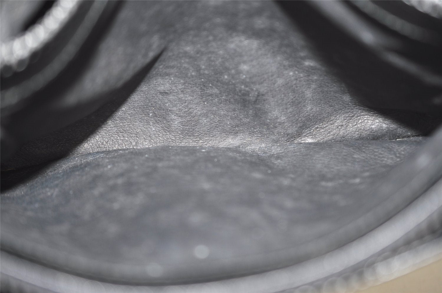 Authentic GUCCI Vintage Shoulder Hand Bag Purse Leather Black 5632I