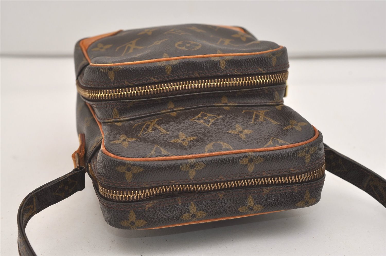 Authentic Louis Vuitton Monogram Amazone Shoulder Cross Body Bag M45236 LV 5642J