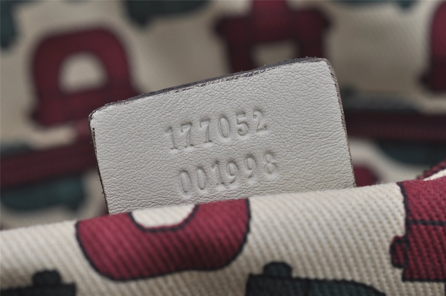 Authentic GUCCI Guccissima Princy Tote Bag GG Leather 177052 White 5651I