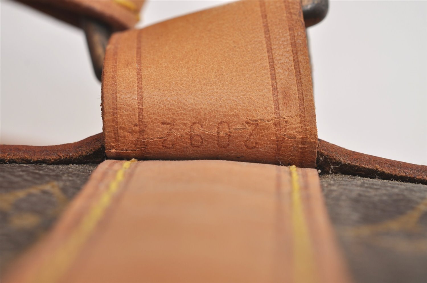 Authentic Louis Vuitton Monogram Randonnee GM Shoulder Bag M42244 LV 5652J