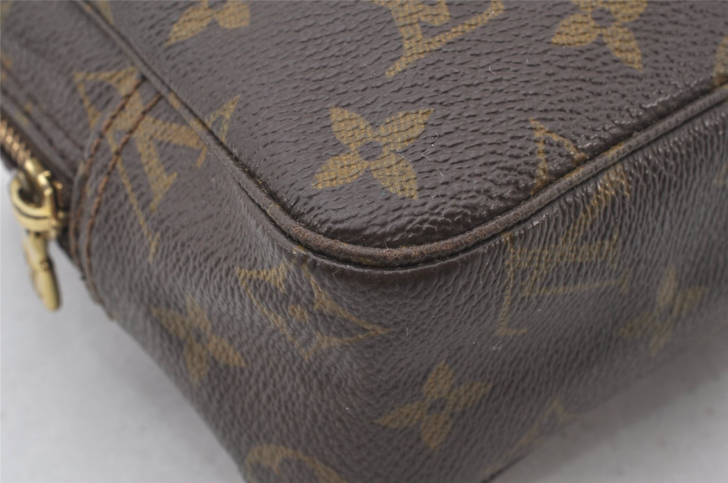 Auth Louis Vuitton Monogram Trousse Toilette 23 Clutch Hand Bag M47524 LV 5652K