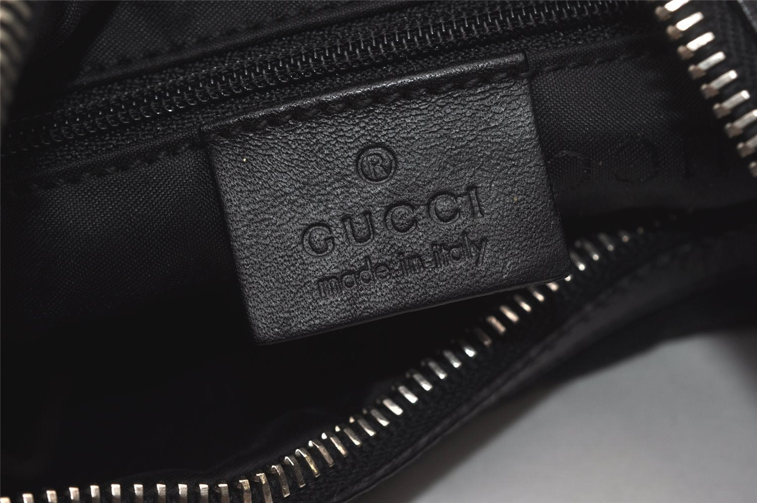 Authentic GUCCI Shoulder Bag Purse GG Canvas Leather 0013812 Black 5653I