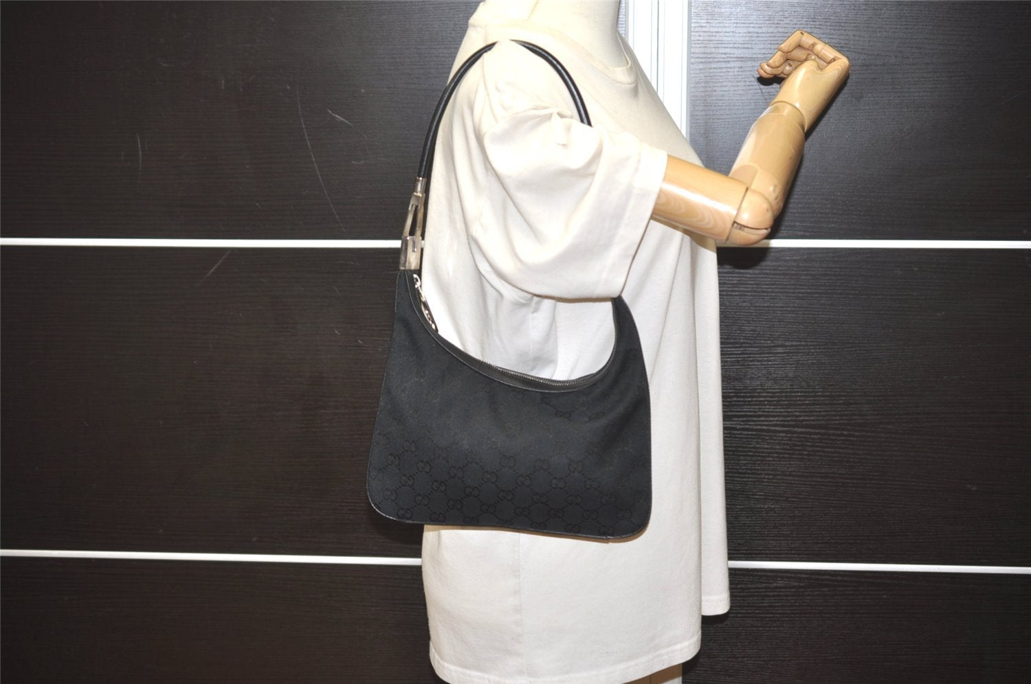 Authentic GUCCI Shoulder Bag Purse GG Canvas Leather 0013812 Black 5653I