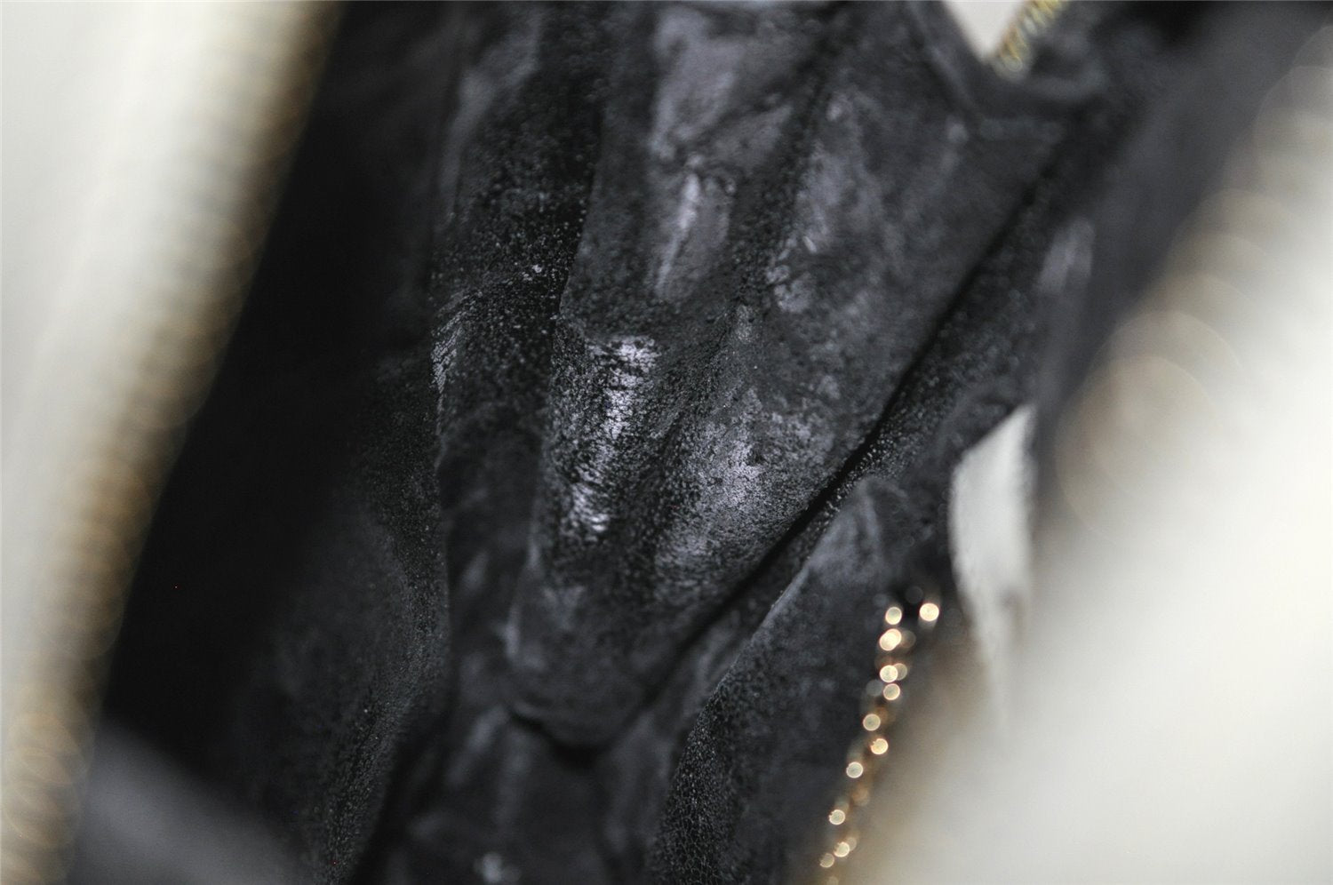 Authentic GUCCI Bamboo Shoulder Cross Body Bag Purse Enamel White Junk 5654J