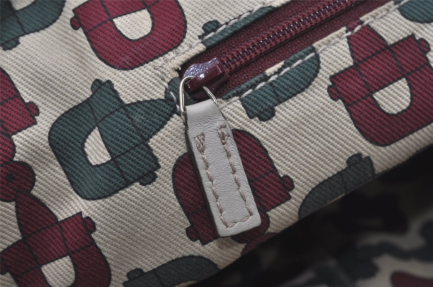 Authentic GUCCI Guccissima Princy GG Leather Shoulder Bag 161720 White 5655I