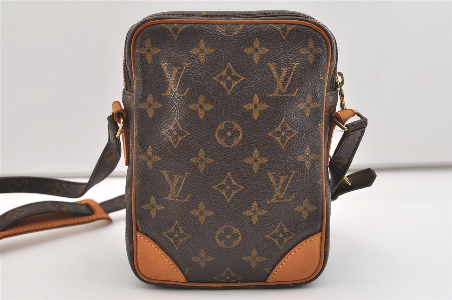 Authentic Louis Vuitton Monogram Amazone Shoulder Cross Body Bag M45236 LV 5655J