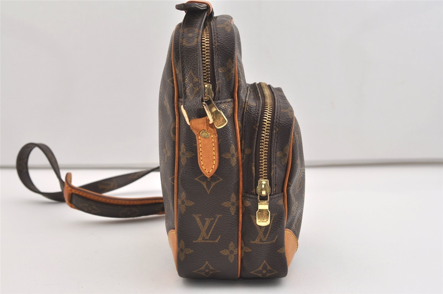 Authentic Louis Vuitton Monogram Amazone Shoulder Cross Body Bag M45236 LV 5655J
