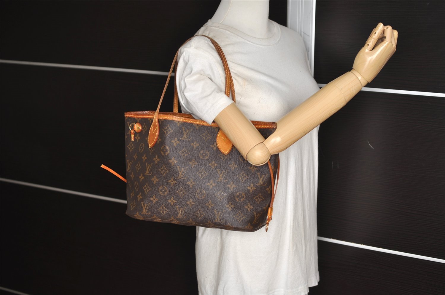 Authentic Louis Vuitton Monogram Neverfull PM Shoulder Tote Bag M40155 LV 5656J