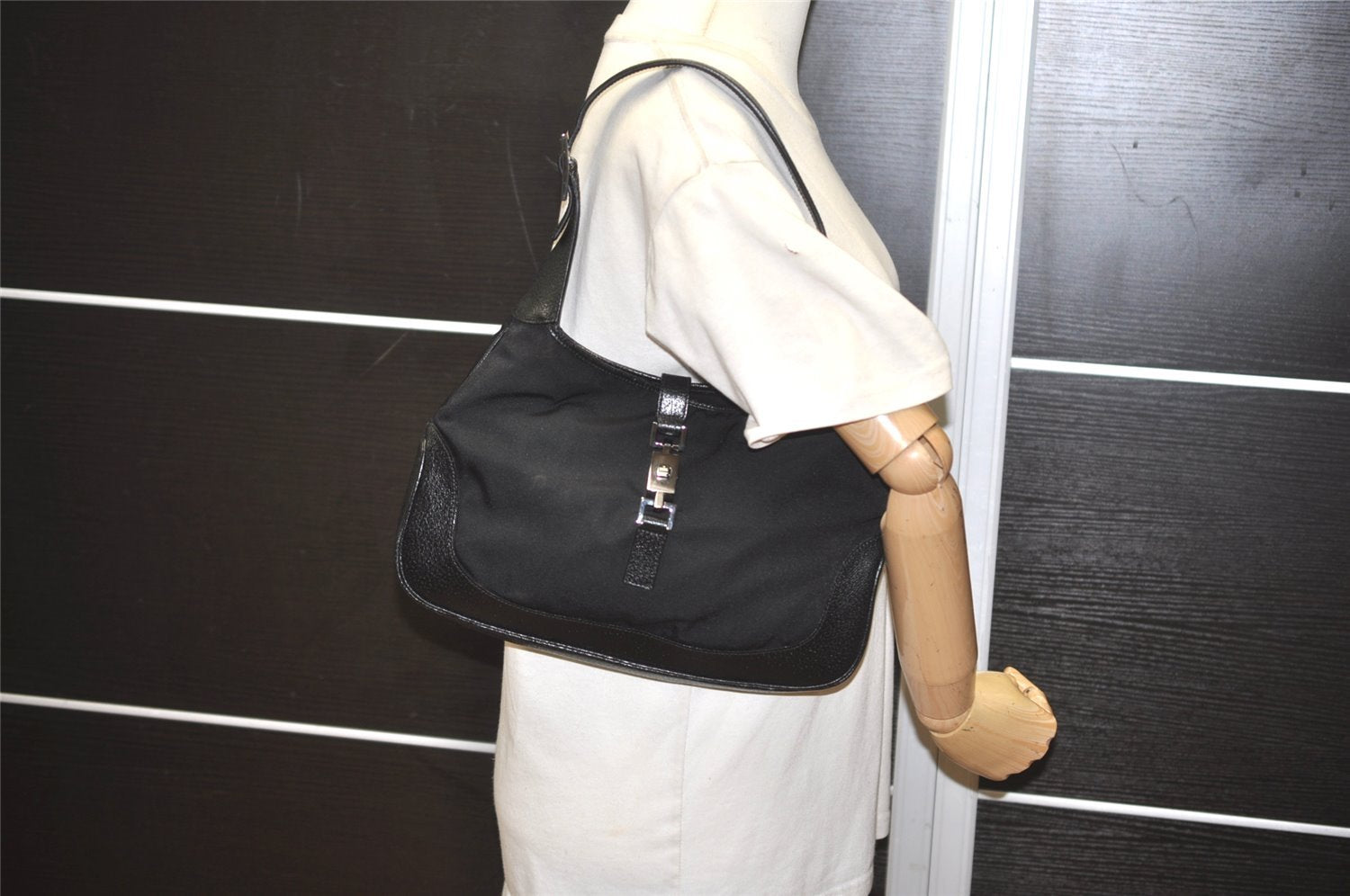 Authentic GUCCI Jackie Shoulder Hand Bag Purse Nylon Leather 0013306 Black 5661I