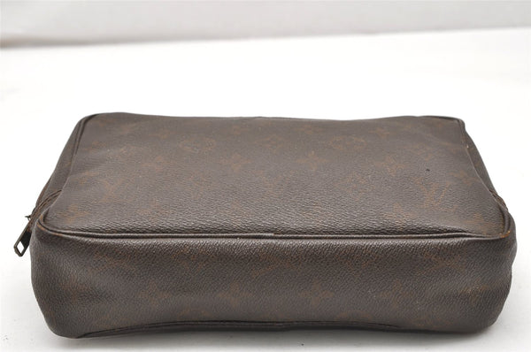 Auth Louis Vuitton Monogram Trousse Toilette 23 Clutch Hand Bag Old Model 5664K