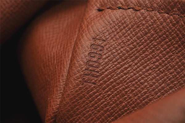 Authentic Louis Vuitton Monogram Papillon 30 Hand Bag Old Model LV 5665I