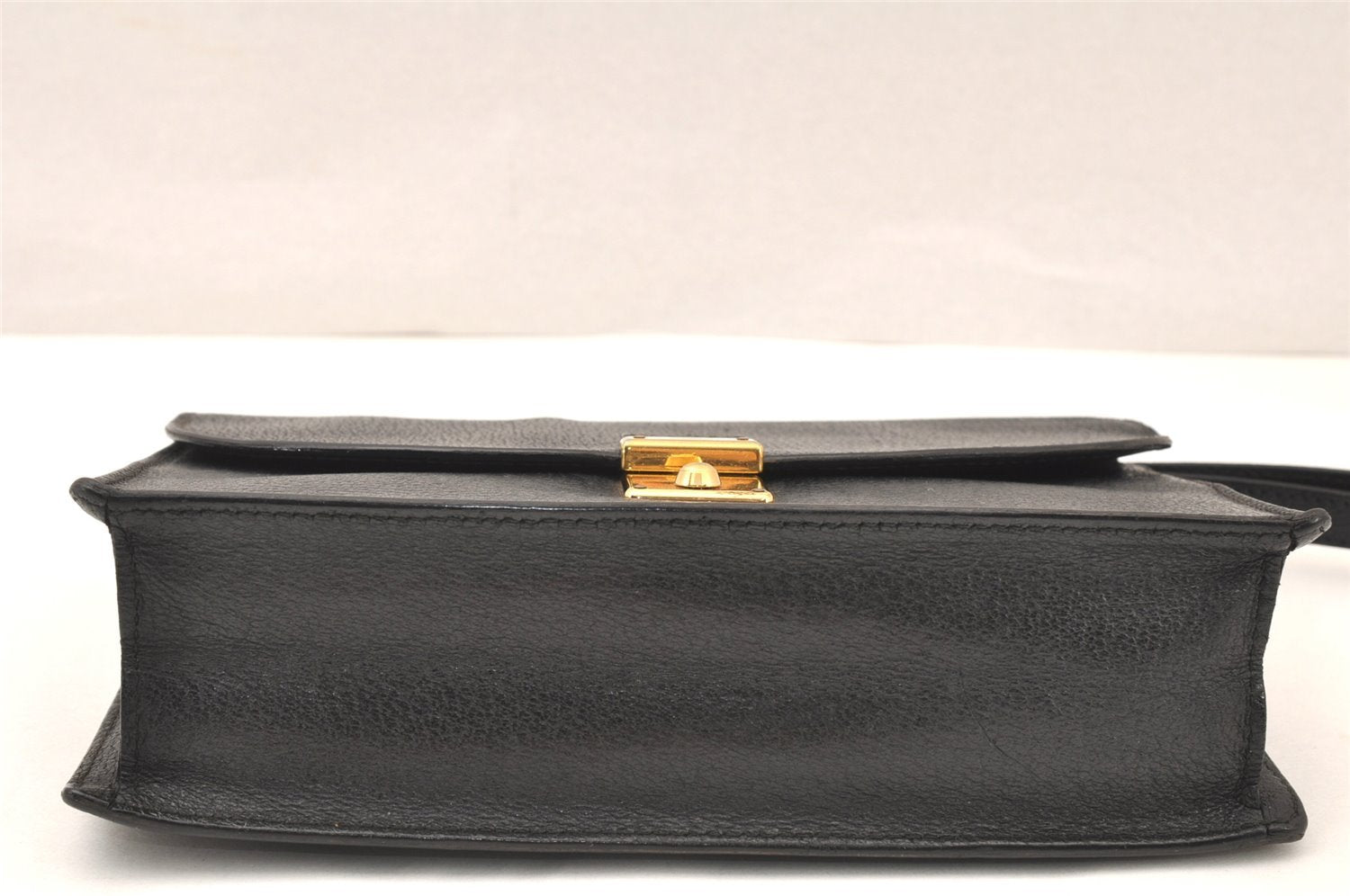 Authentic GUCCI Vintage Clutch Hand Bag Purse Leather Black 5665K