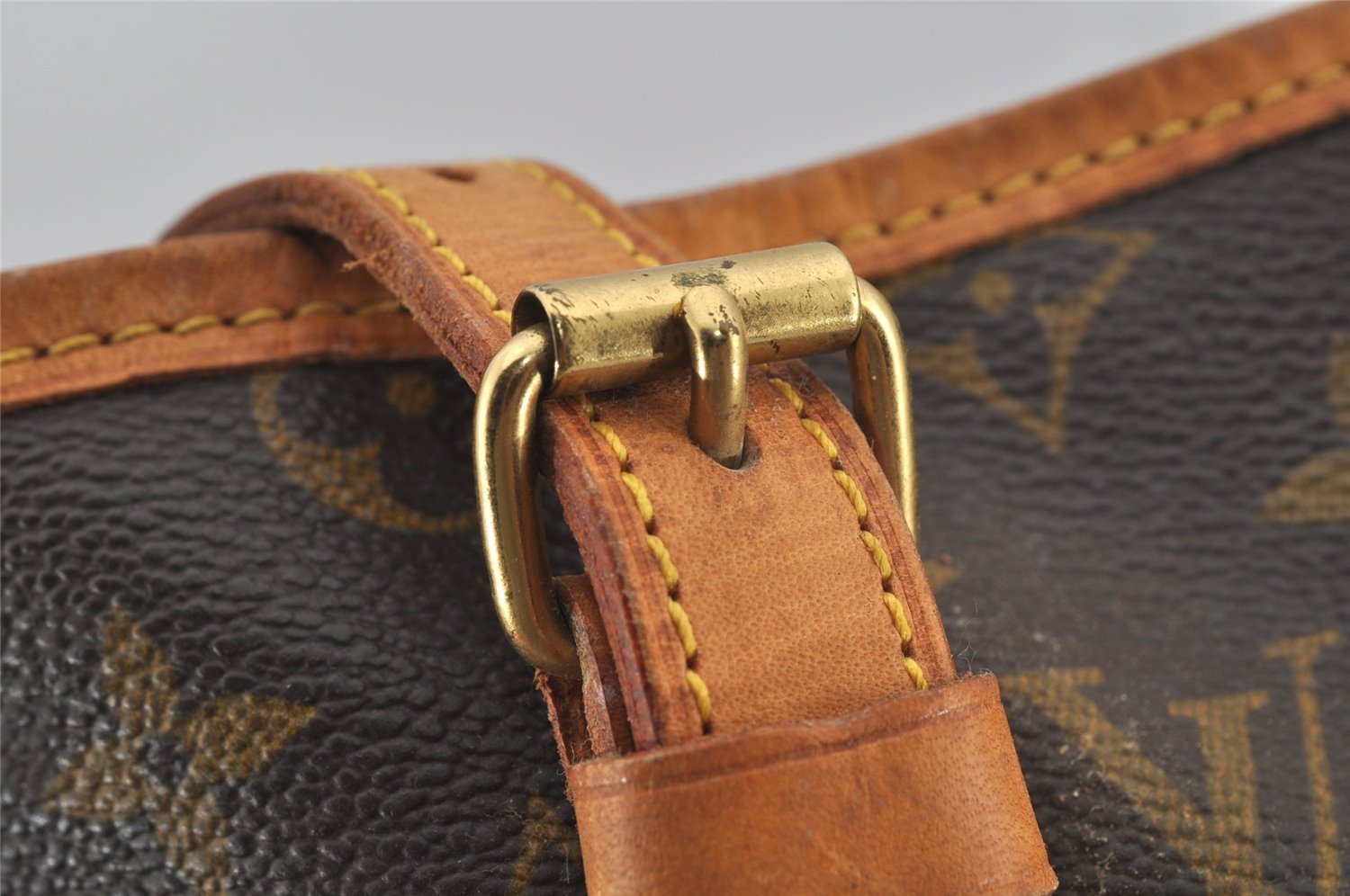 Authentic Louis Vuitton Monogram Bucket GM Shoulder Tote Bag M42236 Junk 5668J