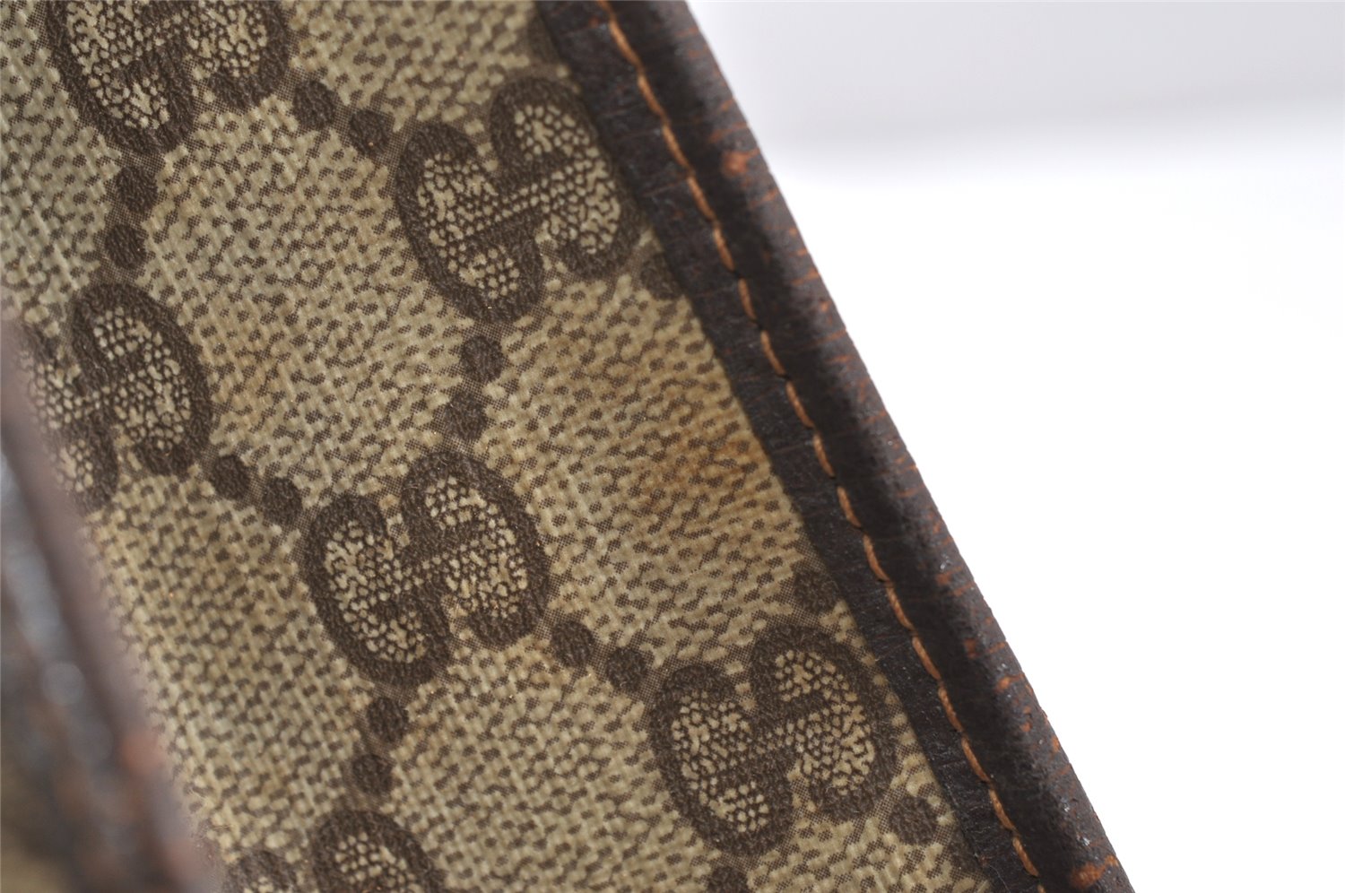 Authentic GUCCI Vintage Clutch Hand Bag Purse GG PVC Leather Brown 5668K