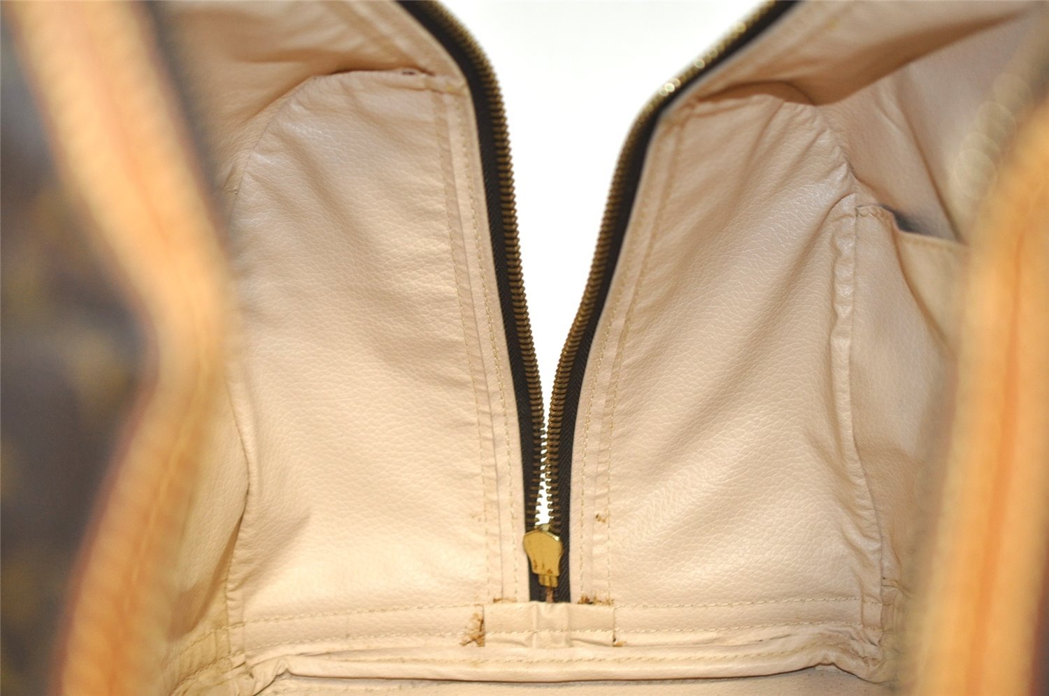 Authentic Louis Vuitton Monogram Sac Sport Travel Hand Bag M41444 LV 5671I