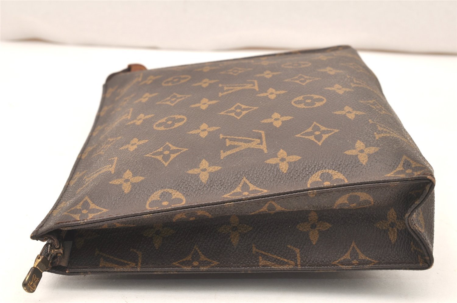 Authentic Louis Vuitton Monogram Poche Toilette 26 M47542 Cosmetics Pouch 5674K